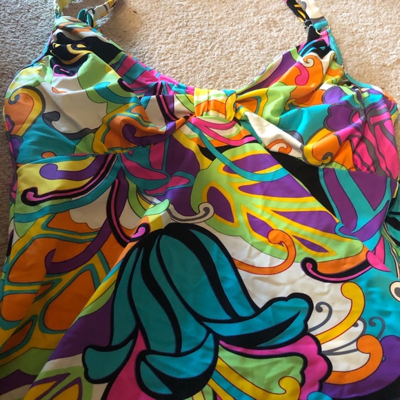 Tankini - Picture 2 of 4